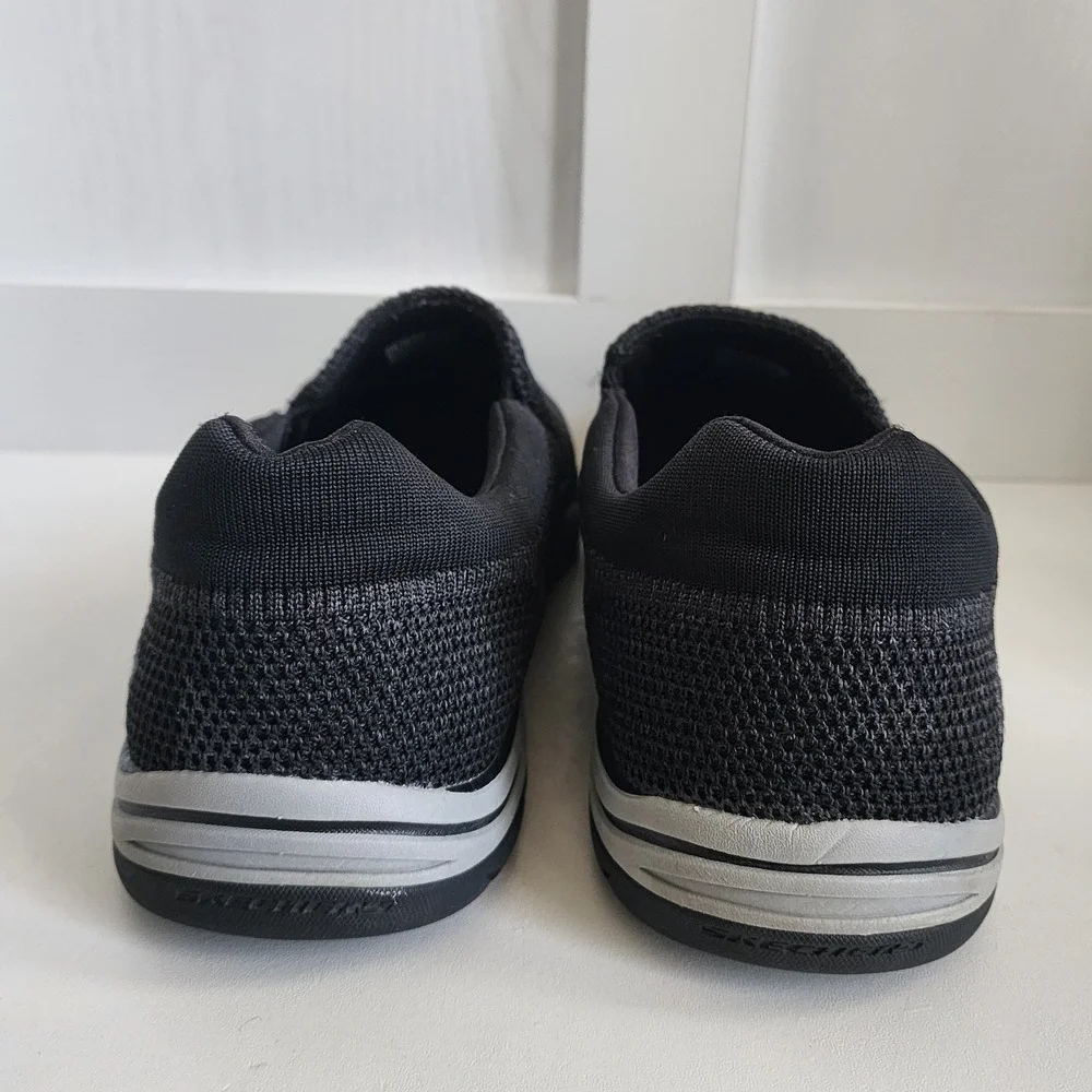 Skechers Men's Size 14  Relaxed Fit Expected Gomel Casual Slip-on Black Sneaker